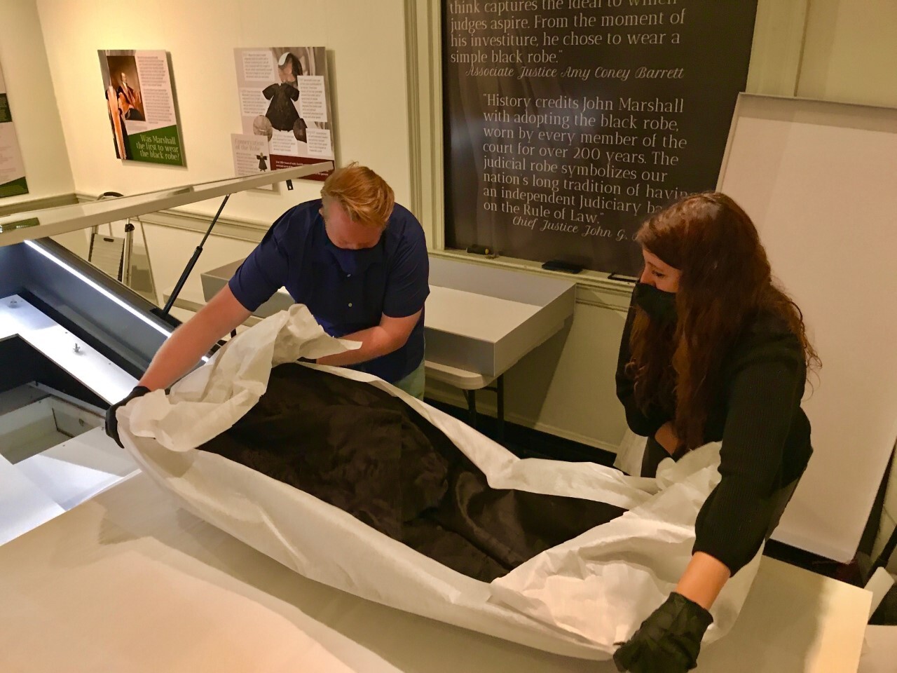 John Marshall robe 03.jpg