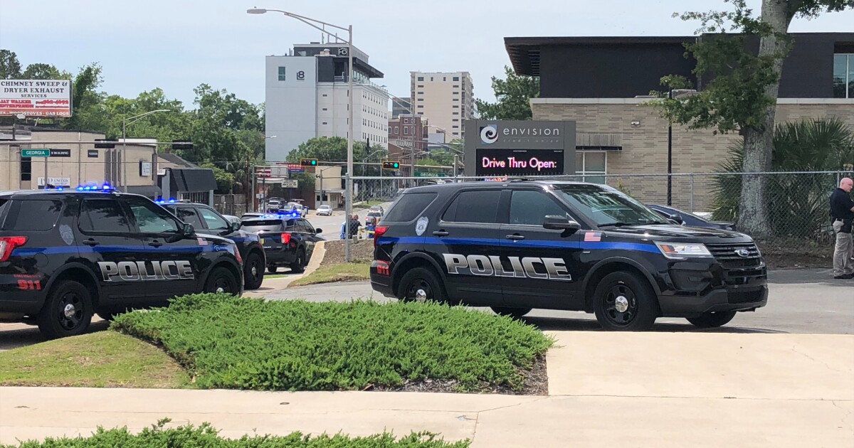 Tallahassee Police Department Three Subjects Detained For Questioning