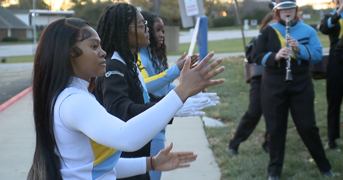 Grandview High School makes history with three Black female drum majors - Vimarsana News