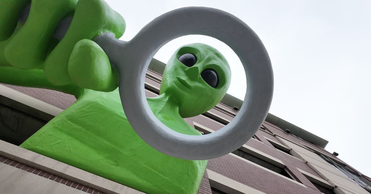 Meet Clive, the out-of-this-world art installation watching over Covington - Vimarsana News