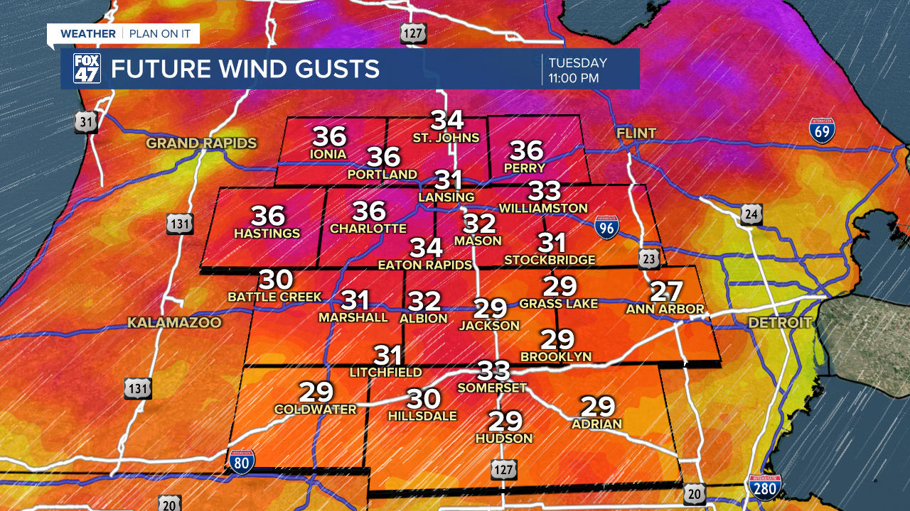 Winds pick up ahead of cold front Tuesday evening
