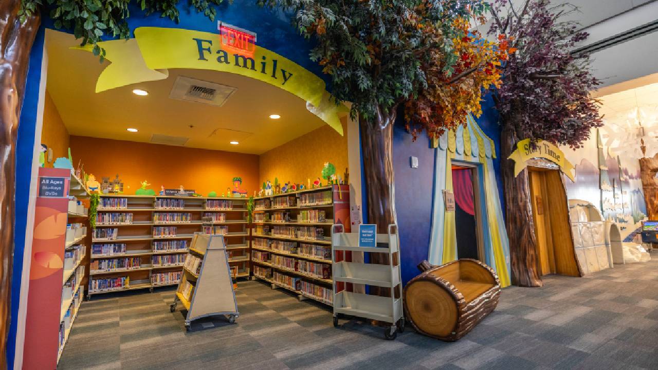 A themed area at Queen Creek Library.