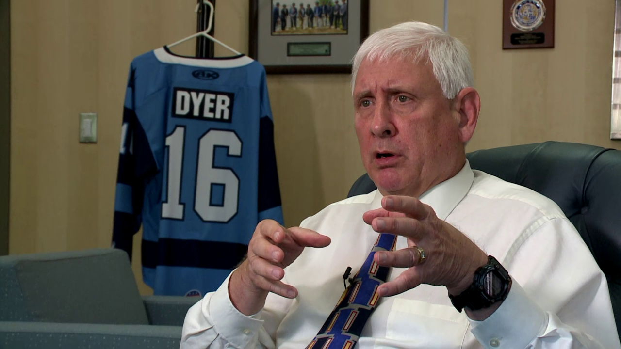 VB Mayor Bobby Dyer.png