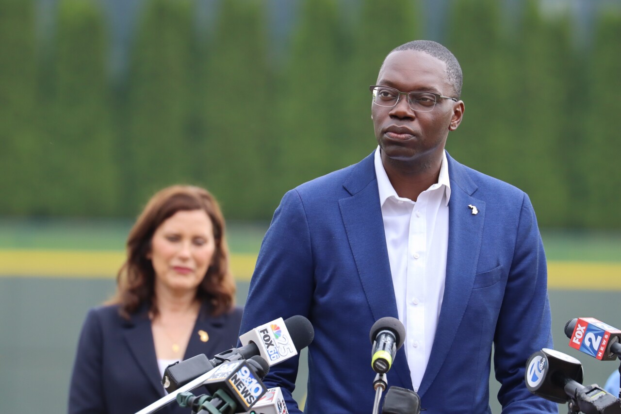 garlin gilchrist.jpg