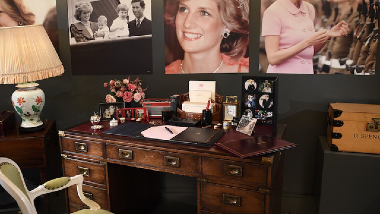 Princess Diana's unseen family photos revealed