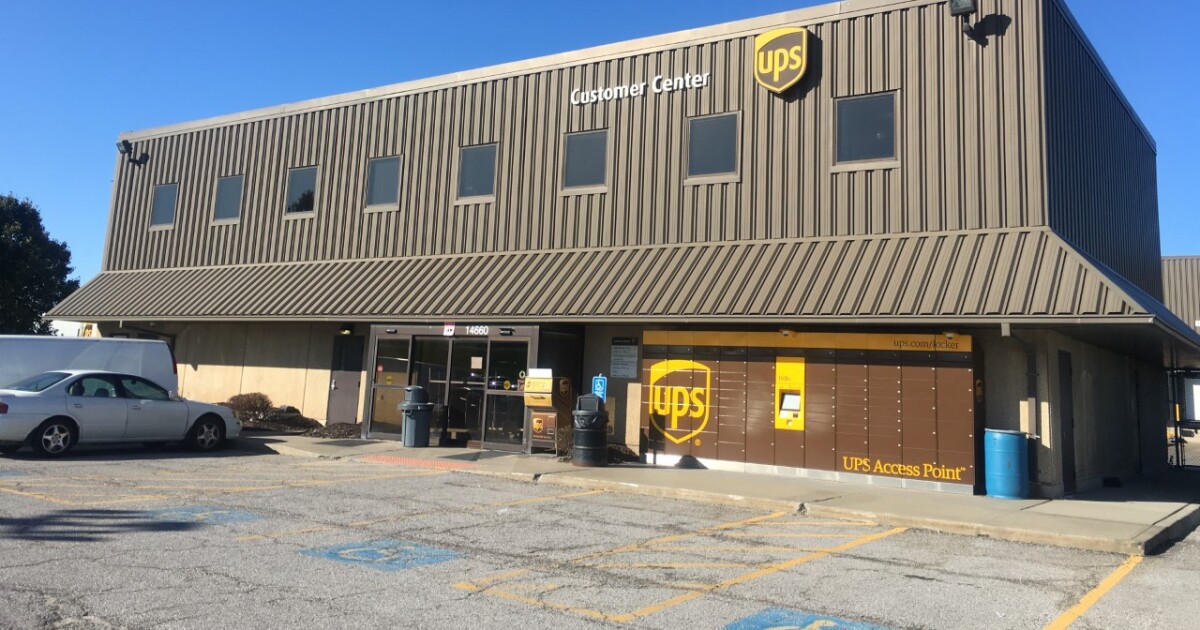 UPS looking to hire 1,100 workers in greater Kansas City metro