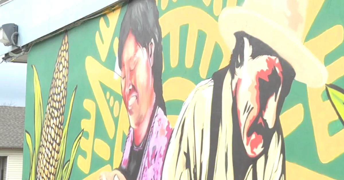 'I see both hard work and beauty': Mural unveiled on 25th Street - Vimarsana News