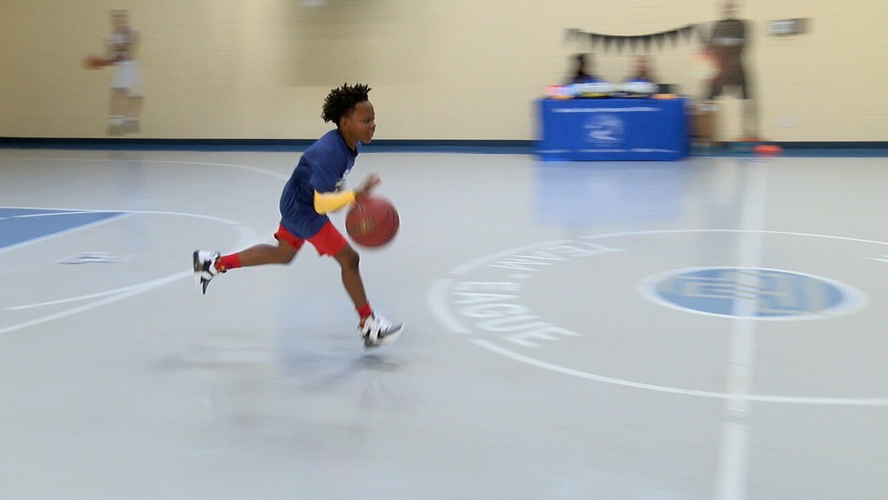 ryan mears basketball clinic 2.jpg