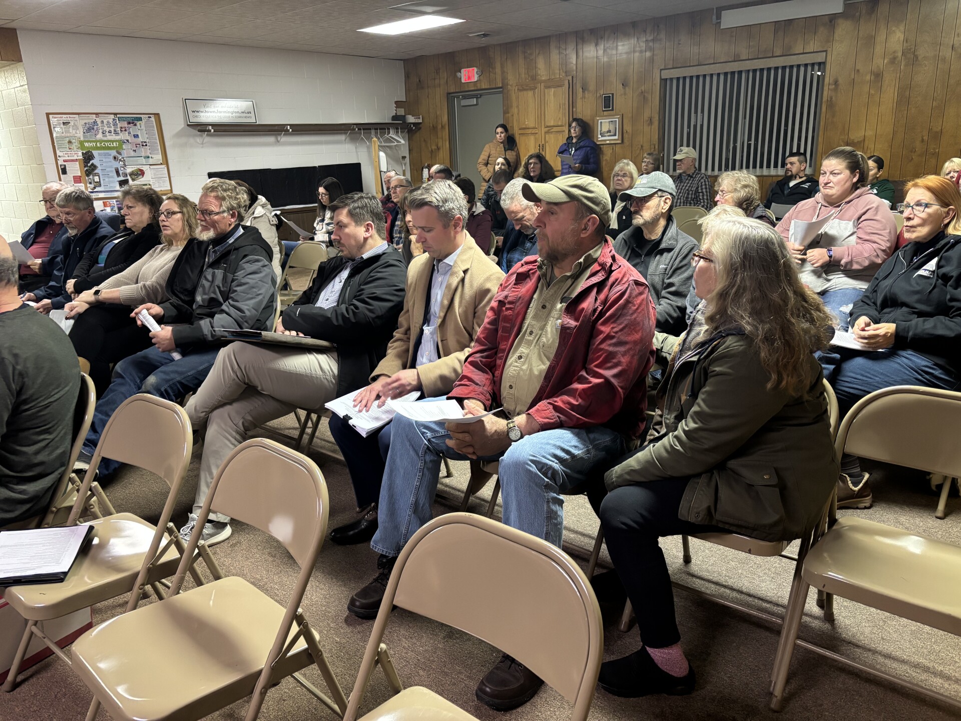 Town of Farmington unanimously approves zoning amendment favoring Shalom Wildlife Zoo amid ongoing lawsuit