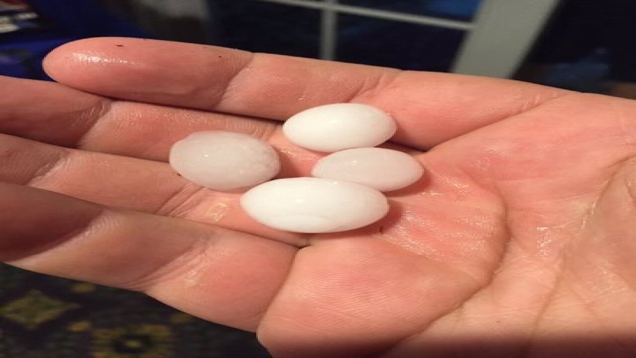 Severe thunderstorms bring hail to KC metro
