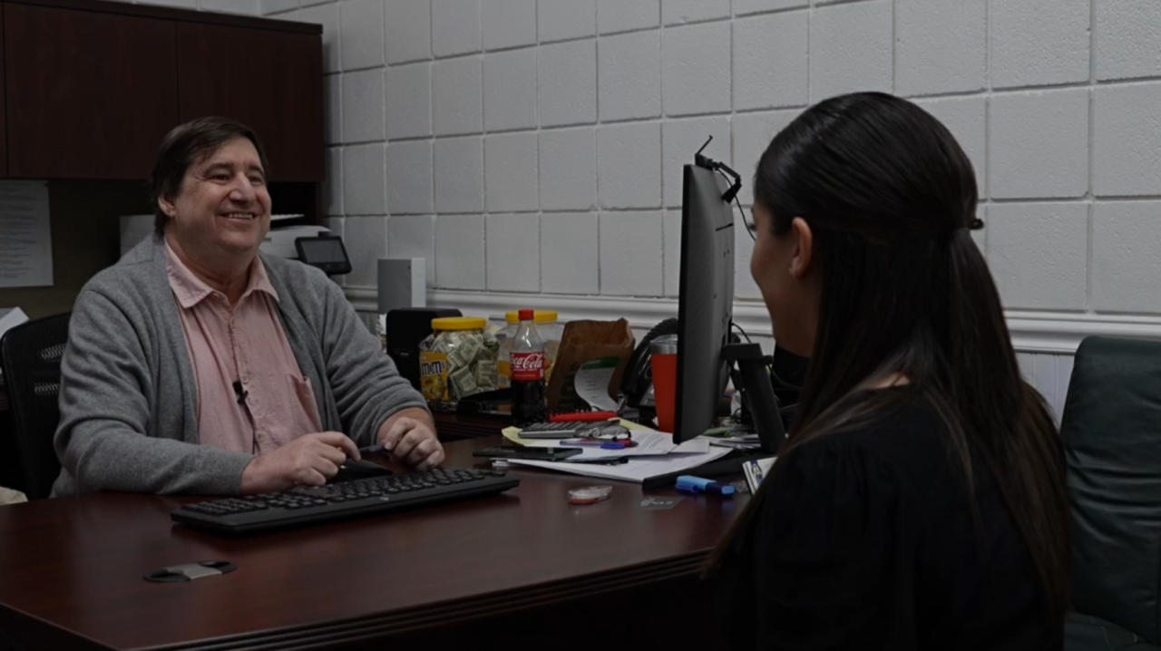 Neighborhood News Reporter Priscilla Lara interview Arvin City Manager, Jeff Jones. Jones says they need more managerial level help to run the city.