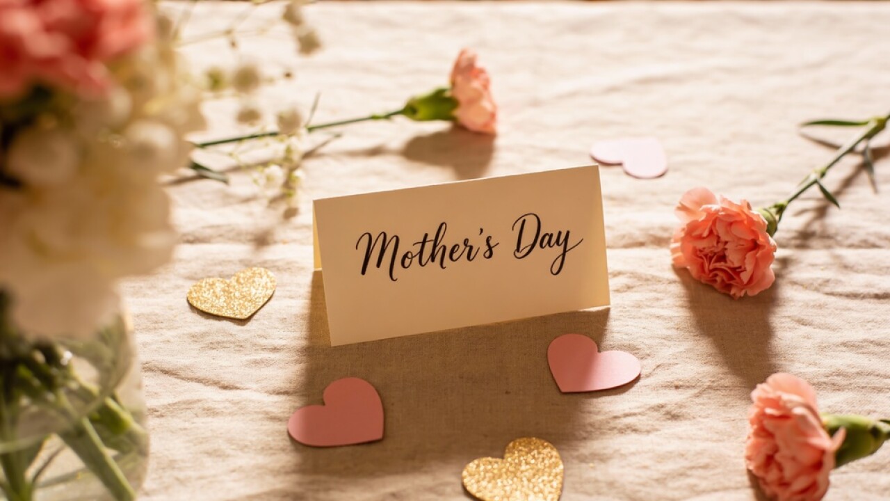 A,Festive,Table,Setting,For,Mother's,Day,Features,A,Card,