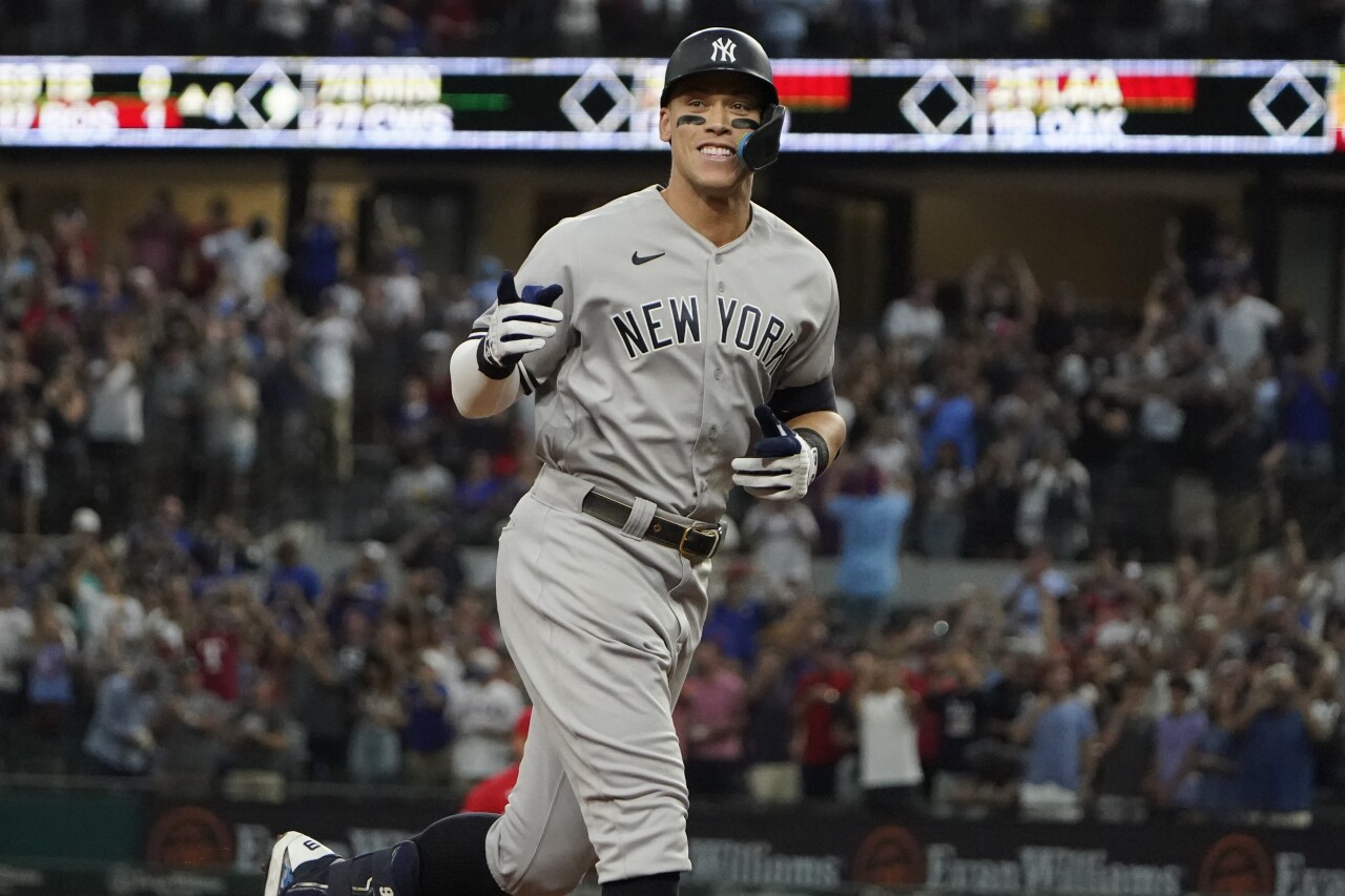 New York Yankees slugger Aaron Judge rounds bases after breaking AL home run record, Oct. 4, 2022