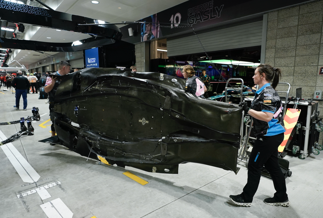 F1 Las Vegas Grand Prix - Esteban Ocon vehicle damaged
