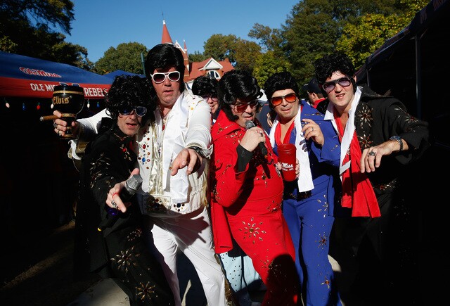 Photos: Elvis Presley impersonators of all shapes, sizes, colors and species