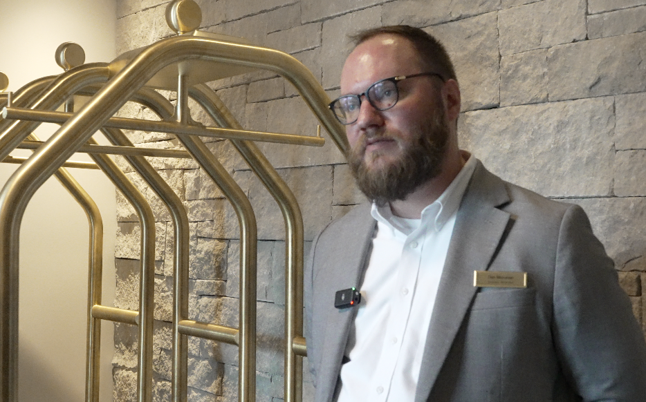 Dan Monahan, Edgewater's general manager