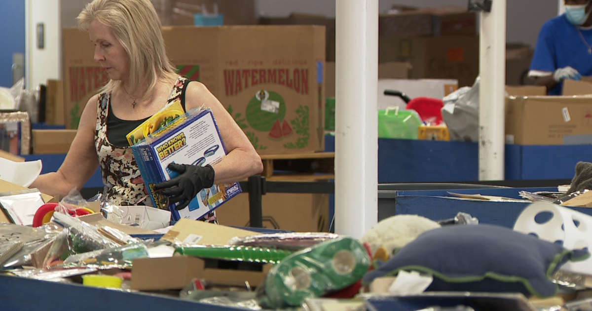 MetroMerch bin store opens in Phoenix with grand opening weekend events