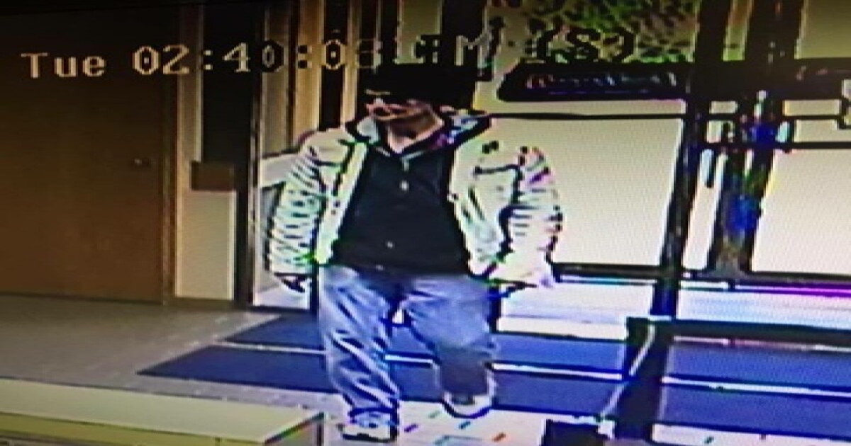 Police searching for bank robbery suspect