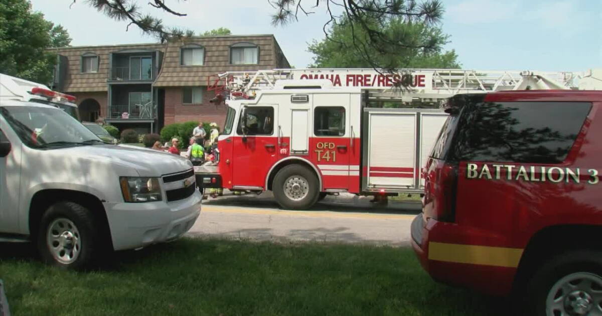 Omaha firefighters battle 2- alarm fire at apartment complex