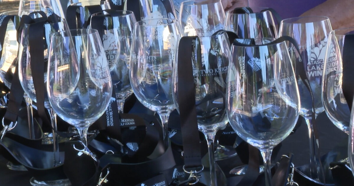 Community members enjoy Atascadero Lakeside Wine Festival - Vimarsana News