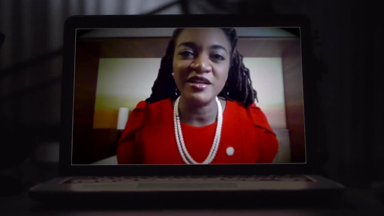 Rep. Fentrice Driskell speaks on legislation to help drivers keep their licenses