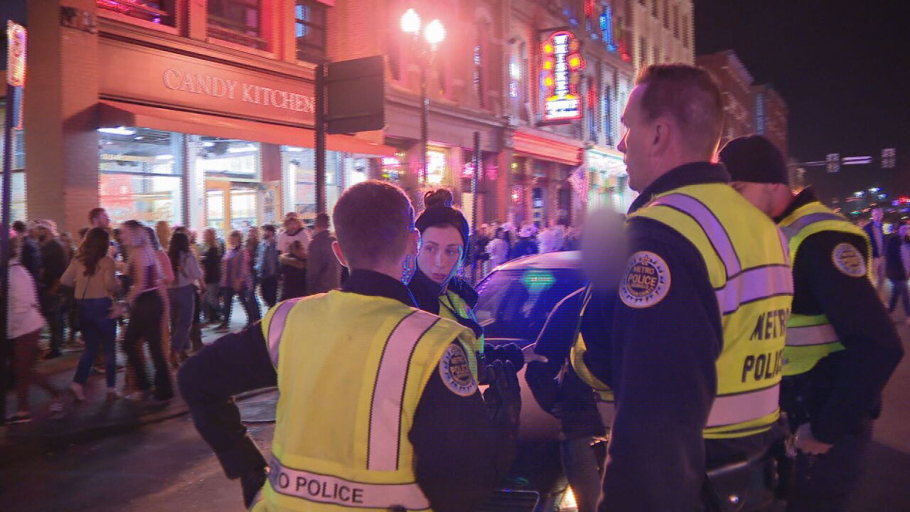 PKG - Hannah Officers On Broadway 11-05-2021,Video Mixdown,1_frame_617.jpeg