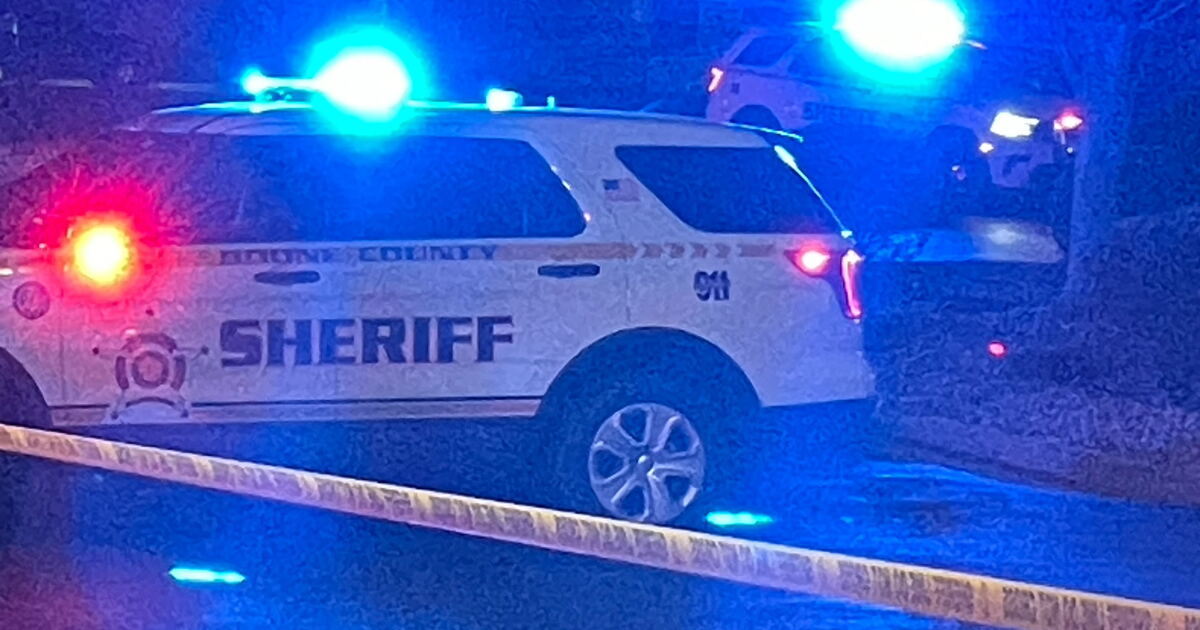 Sheriff: 1 hospitalized after shooting in parking lot of Burlington library - Vimarsana News