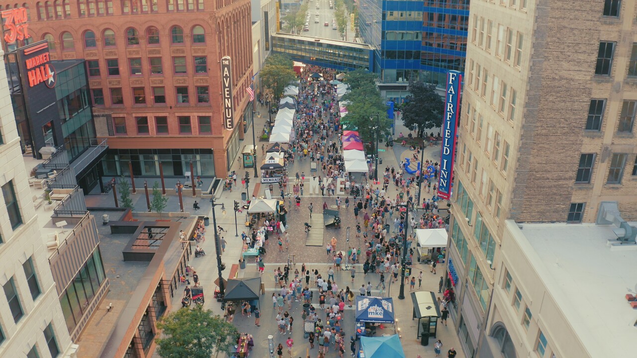 2021NightMarket-Avenue.jpg