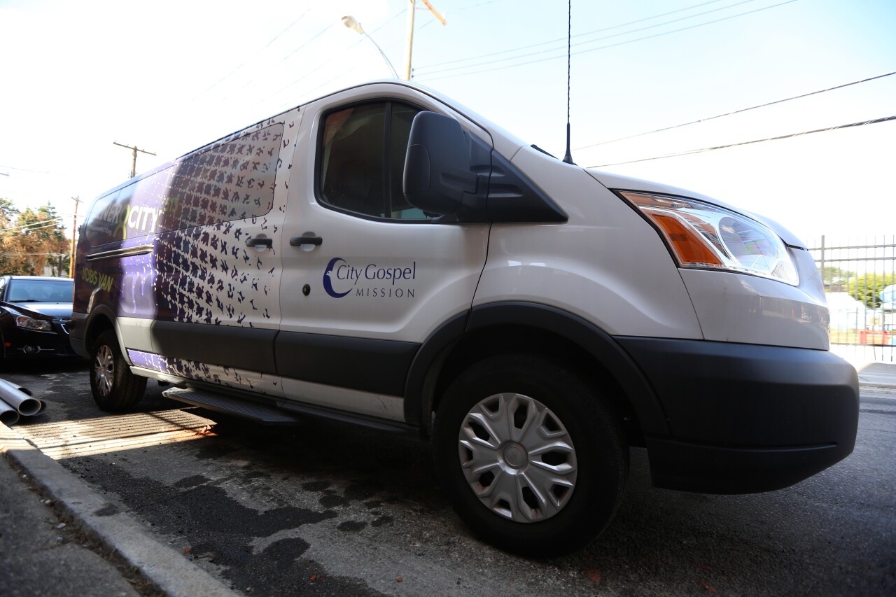 JOBSVAN (18).jpg