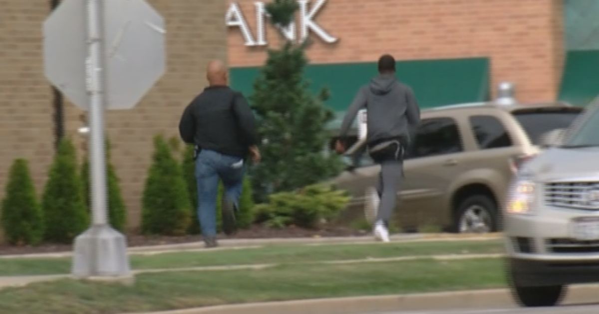 Police chase man through Motel 6 parking lot