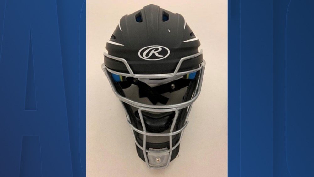 catchers-helmet-recalled2.png