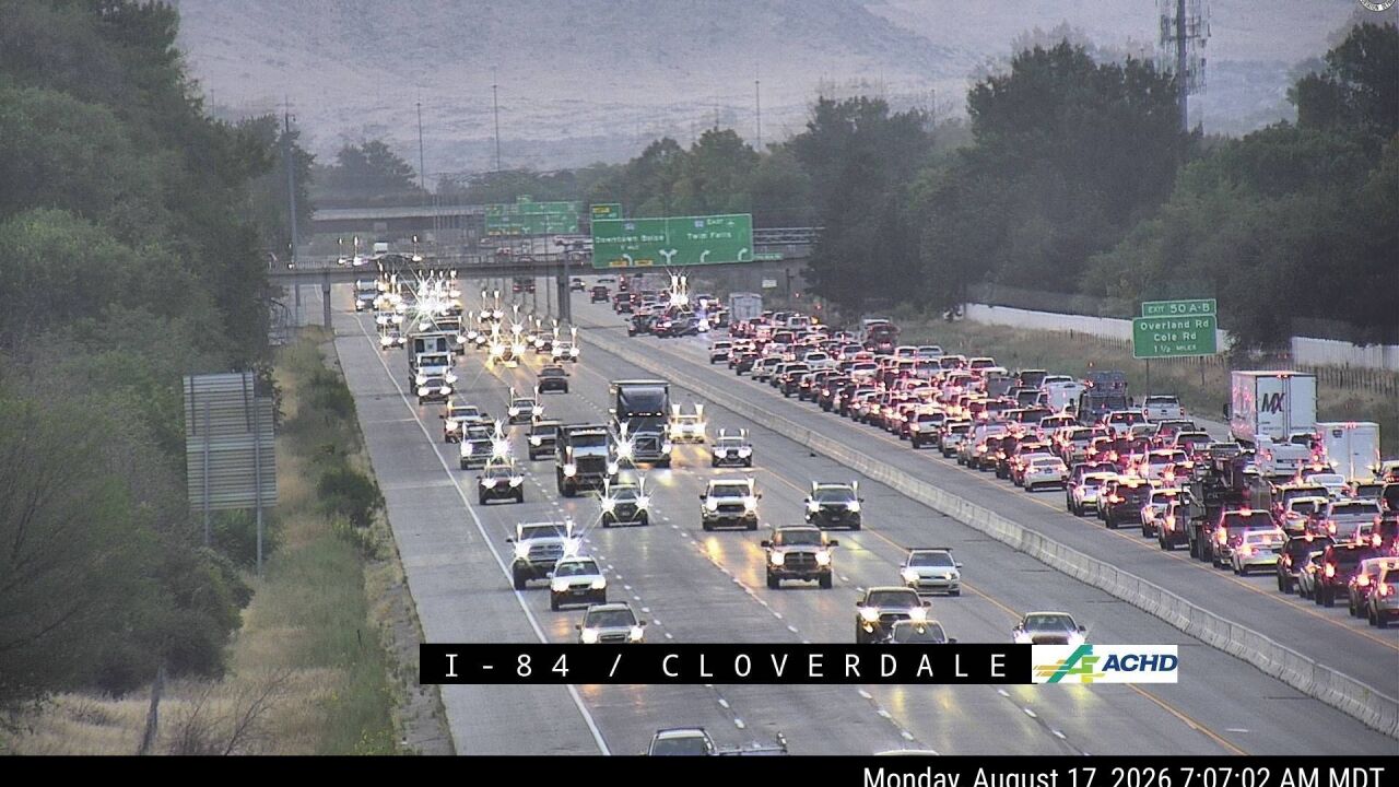 I84 EB crash near Five Mile