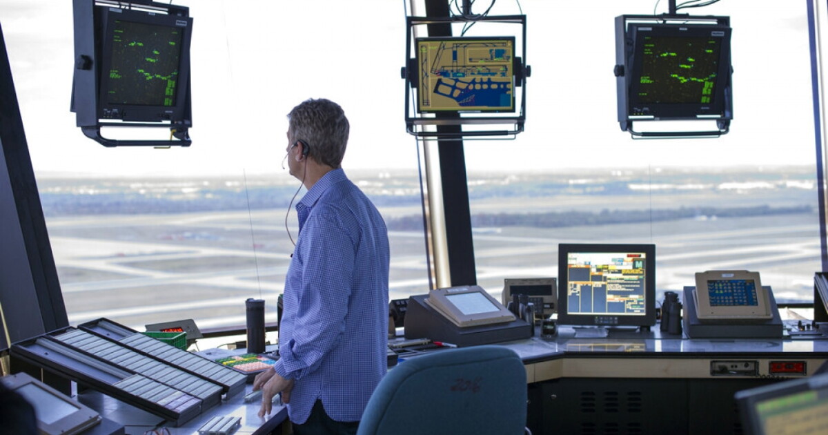 FAA set to roll out AI air traffic tool at Washington-area airports, reports say