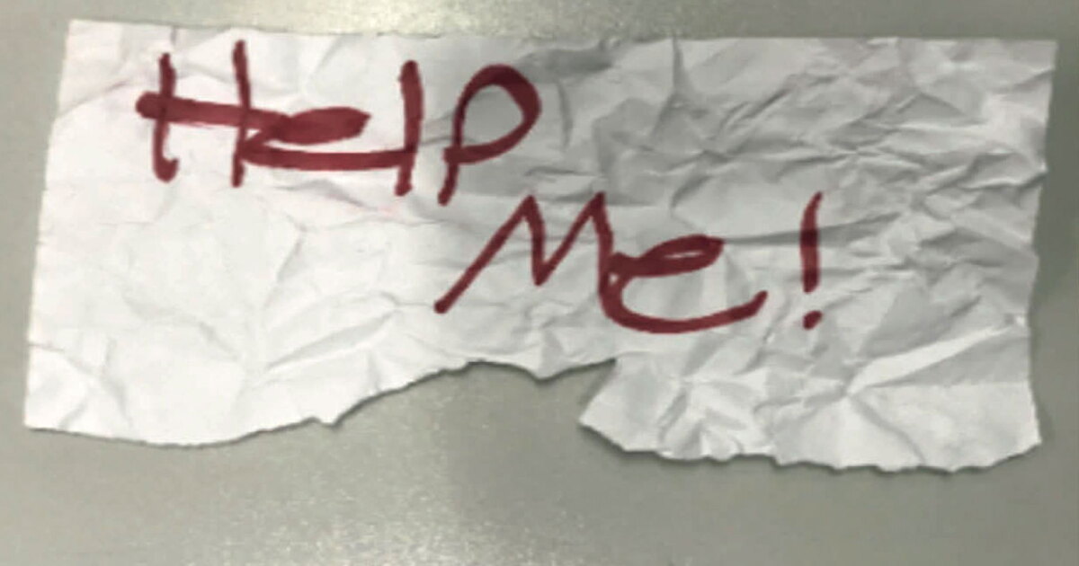 Girl, 13, uses 'Help Me!' sign to escape after being abducted - Vimarsana News