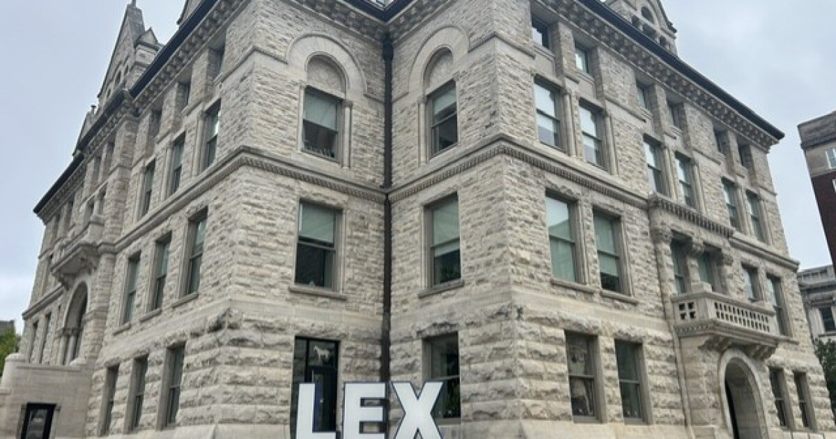 Lexington Prepares for Major Economic Boost with Fall Meet and Breeders' Cup - News Directory 3