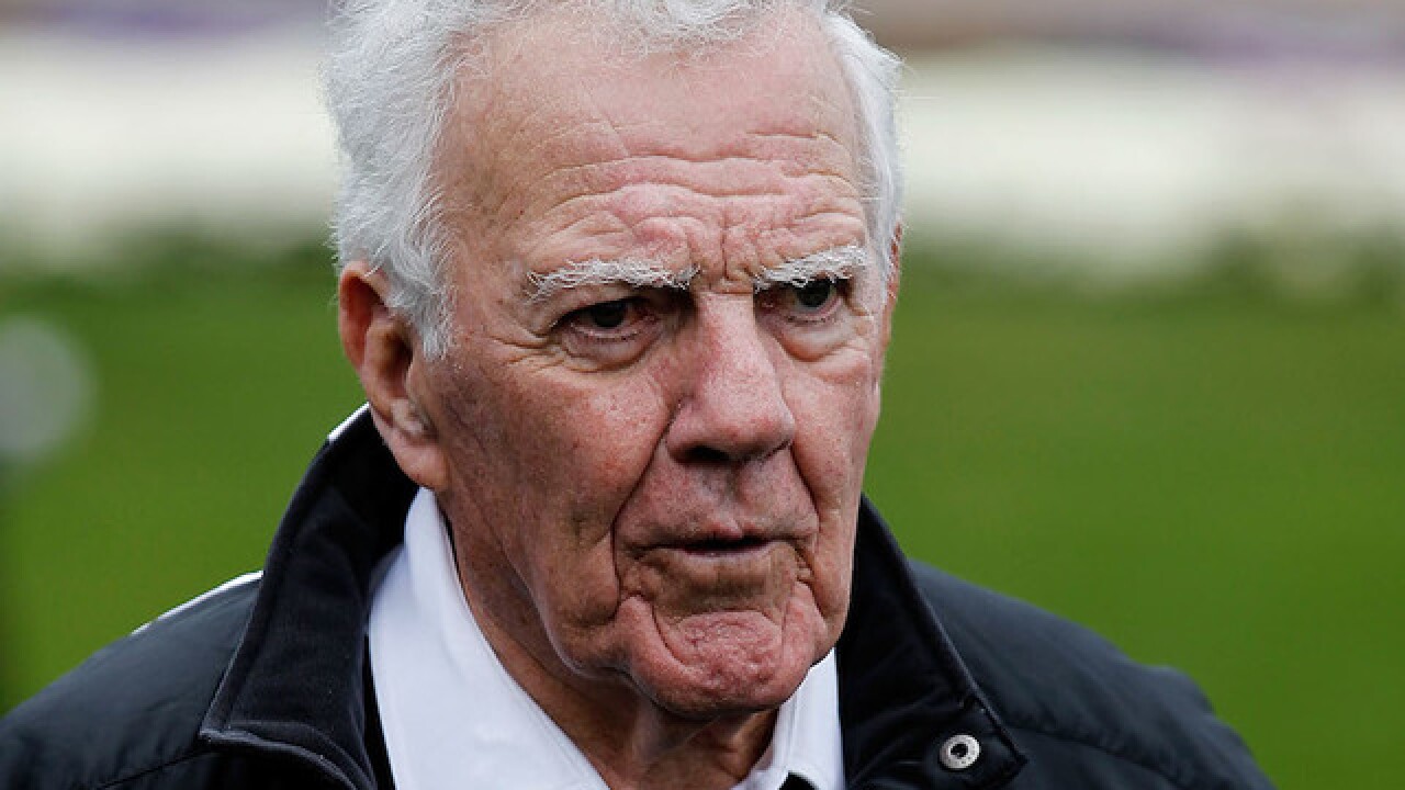Legendary former Notre Dame coach Ara Parseghian dies