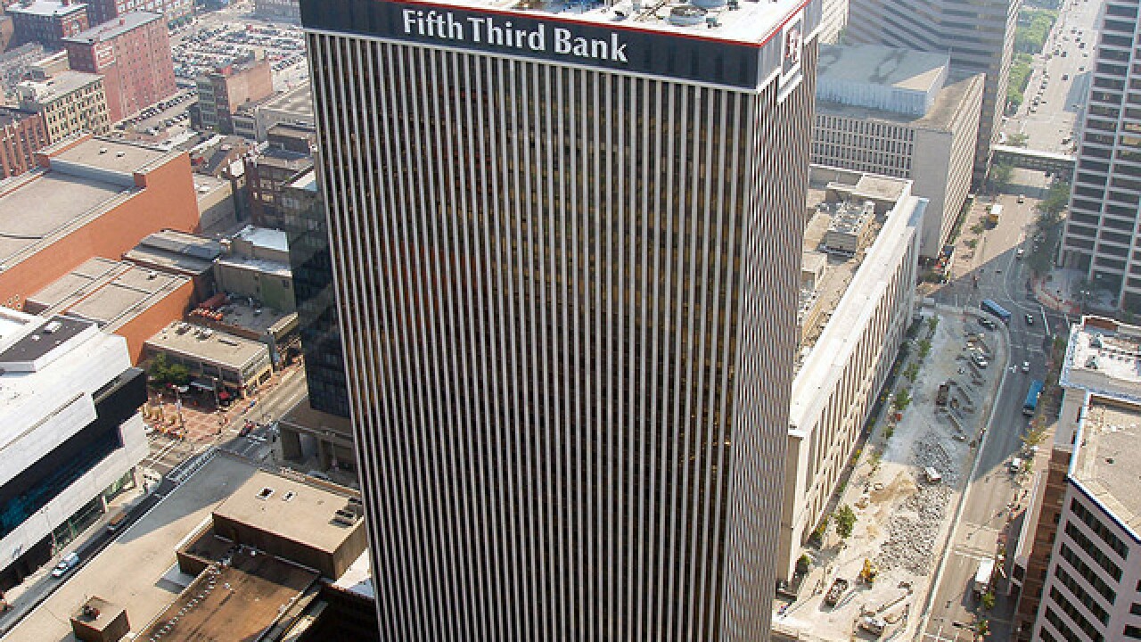 Fifth Third Bank Hiring Nearly 1 000 Customer Service Employees Amid Covid 19 Pandemic