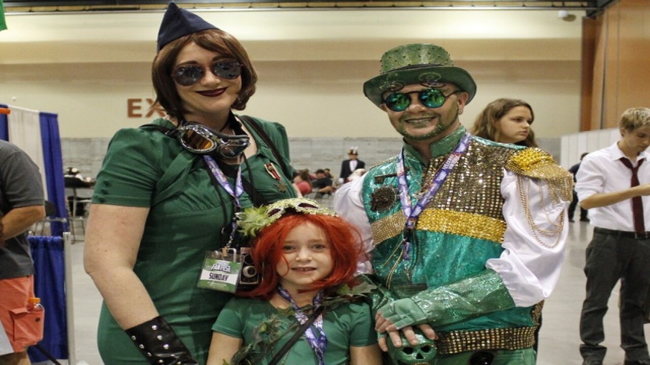 Phoenix Fan Fest: See some of the top costumes