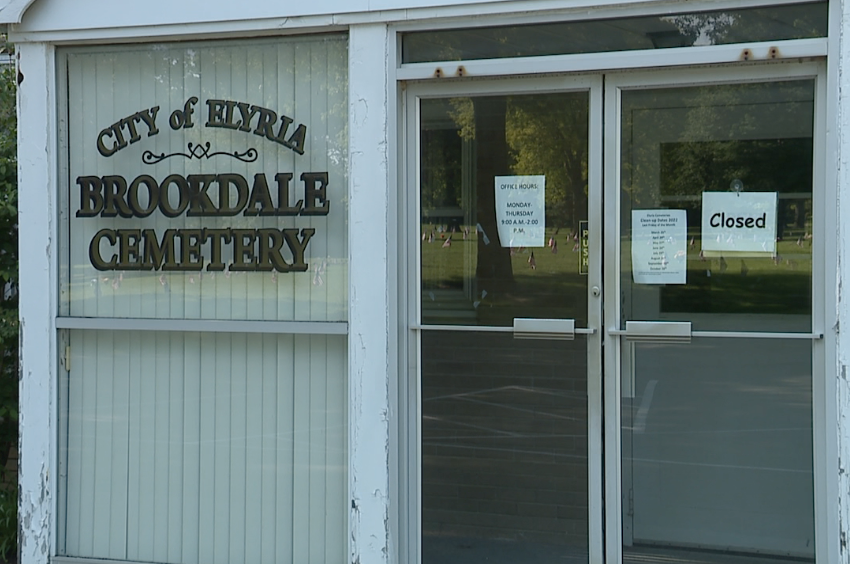 Elyria couple faces Memorial Day disappointment after removal of cemetery flowers
