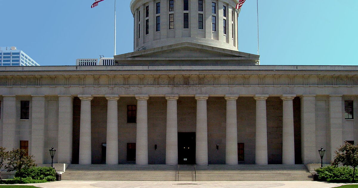 Tobacco veto override continues fight between Ohio cities and state - Vimarsana News