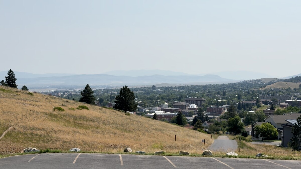 Wildfire smoke, heat pose growing risks for pets, Montana veterinarians warn