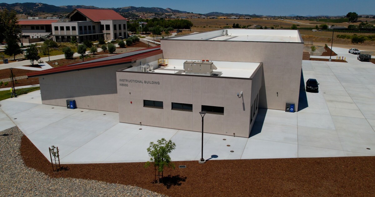 Cuesta College celebrates opening of new Instructional Building