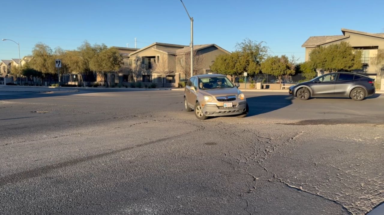 New traffic signal coming to Cactus and Spencer following safety concerns