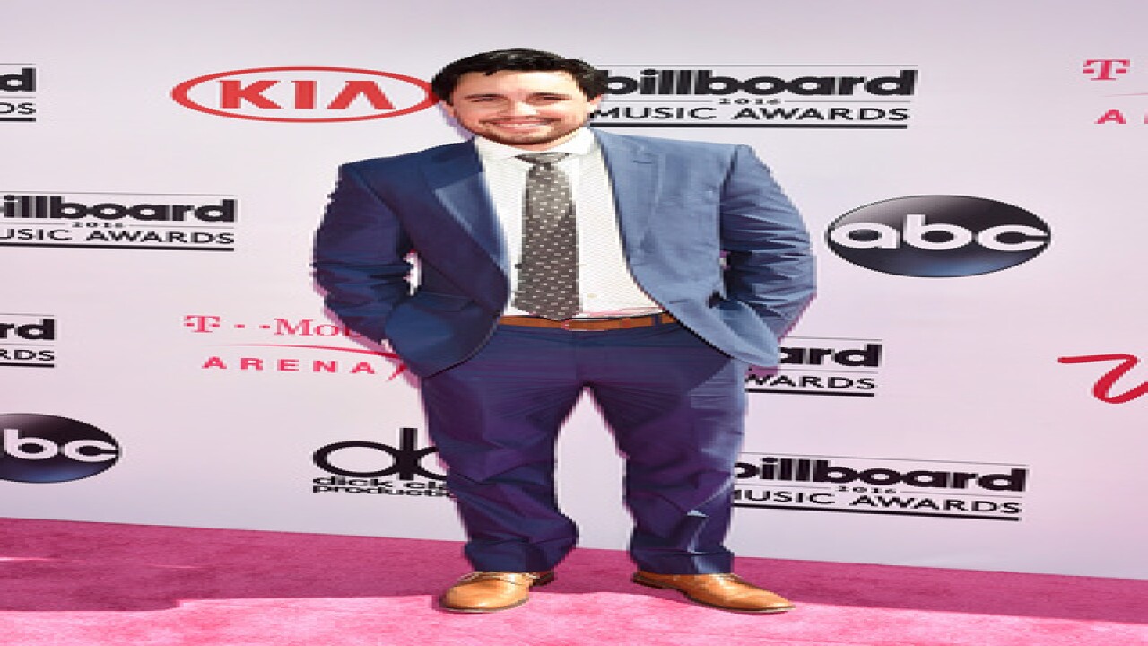 See best, worst looks from BBMA magenta carpet