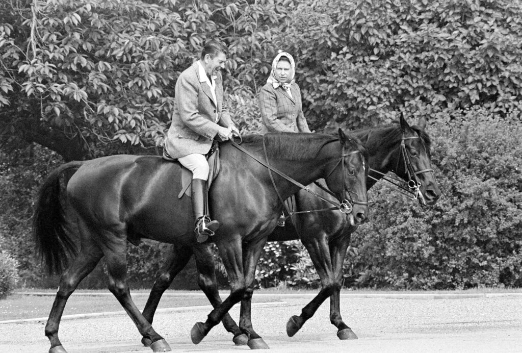 Queen Elizabeth II, Ronald Reagan