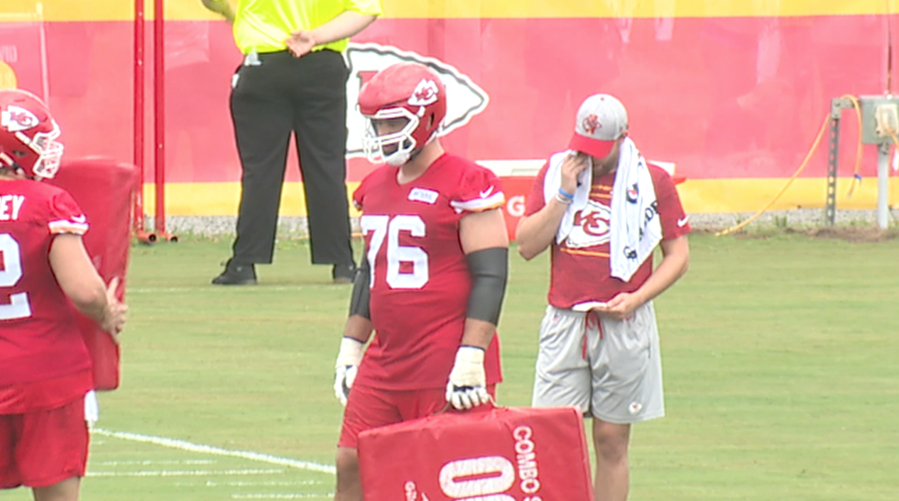 Laurent Duvernay-Tardif's new helmet