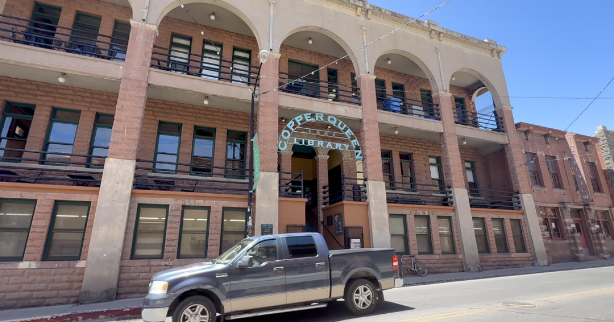 Bisbee's Copper Queen Library loses $650K federal grant after hosting drag queen story time event