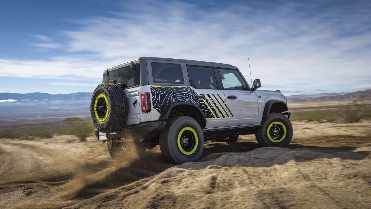 2027 Bronco RTR_14.jpg