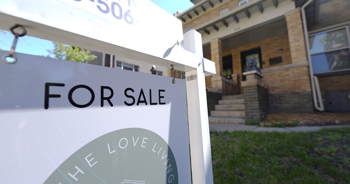 Trump wants to bar big investors from buying up homes