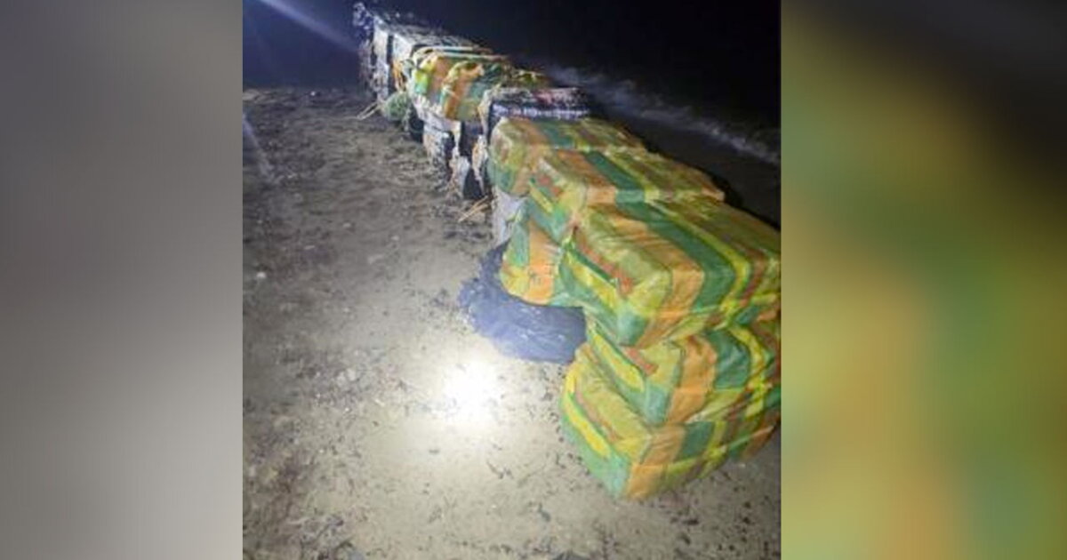 Federal agents seize cocaine load worth $35 million off Puerto Rico